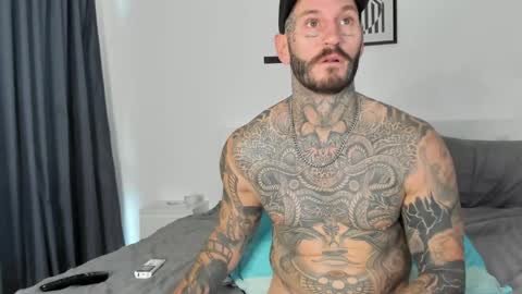 lucasexclusive online show from April 19, 2026, 4:34 am