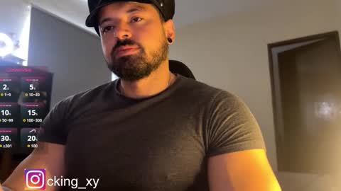 lucasfit24 online show from September 18, 2025, 1:57 pm