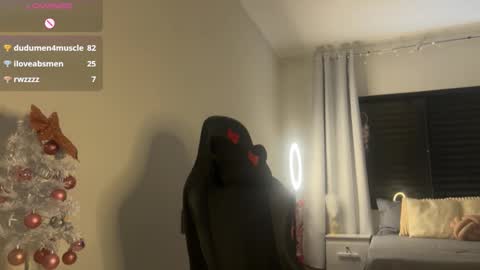 lucasfit24 online show from January 8, 2026, 2:52 pm