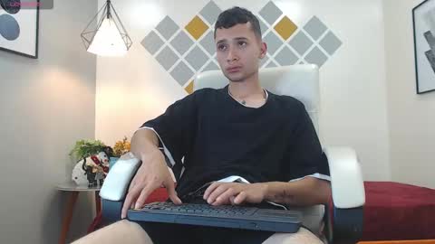 LucassSmith11 online show from January 19, 2026, 12:09 pm