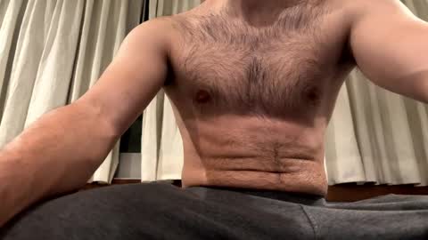 Snapshot of lucca_d123 chatting on May 1, 2026, 7:35 am lucca_d123 online show from May 1, 2026, 7:35 am