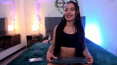 Snapshot of lucerop_ chatting on April 28, 2026, 3:33 am Lucero online show from April 28, 2026, 3:33 am