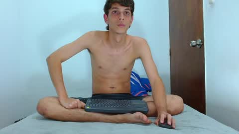 LUCHO HOT  online show from May 30, 2026, 11:35 pm