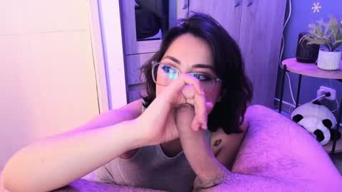 Snapshot of luci_fer15 chatting on February 2, 2025, 3:39 pm Luci y Fer online show from February 2, 2025, 3:39 pm