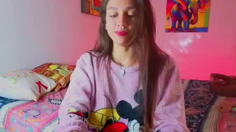 Snapshot of luci_ramirez chatting on February 4, 2026, 3:45 am Luciana Ramirez Sofia Collins online show from February 4, 2026, 3:45 am