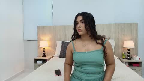 Snapshot of lucia_cardona chatting on February 1, 2026, 3:49 am Lucia Cardona online show from February 1, 2026, 3:49 am