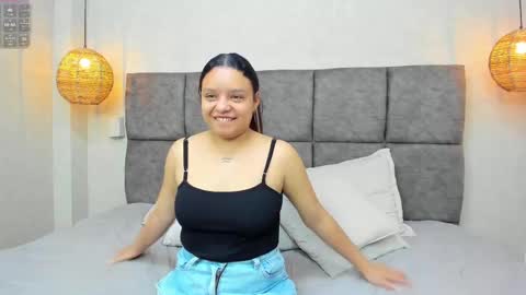 Snapshot of lucia_watson_ chatting on September 20, 2025, 12:06 pm LUCIA online show from September 20, 2025, 12:06 pm