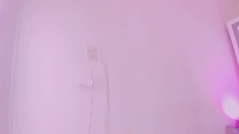 Snapshot of luciagray chatting on May 20, 2026, 11:11 pm Lucia Gray online show from May 20, 2026, 11:11 pm