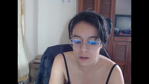 Snapshot of luciana_louiex chatting on December 5, 2024, 6:55 pm Madelyne online show from December 5, 2024, 6:55 pm