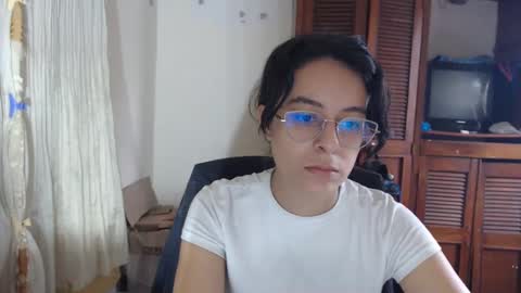 Snapshot of luciana_louiex chatting on December 23, 2024, 6:58 pm Madelyne online show from December 23, 2024, 6:58 pm