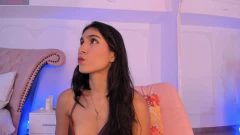 Snapshot of luciana_roa chatting on May 24, 2026, 8:47 pm Luciana online show from May 24, 2026, 8:47 pm