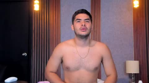 Snapshot of luciano_vitale_ chatting on May 29, 2026, 1:09 pm Luciano online show from May 29, 2026, 1:09 pm