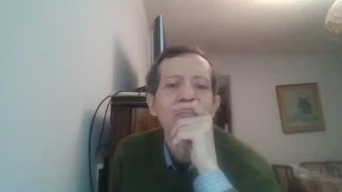 Snapshot of lucianoaxel chatting on May 12, 2026, 8:17 pm Luciano online show from May 12, 2026, 8:17 pm