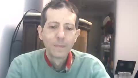 Snapshot of lucianoaxel chatting on June 5, 2026, 12:39 am Luciano online show from June 5, 2026, 12:39 am