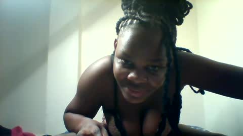 Snapshot of luciaresa chatting on July 8, 2026, 1:43 am luciaresa online show from July 8, 2026, 1:43 am