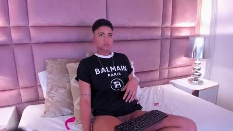 Snapshot of luciawallace chatting on February 19, 2025, 7:39 am lucia wallace online show from February 19, 2025, 7:39 am