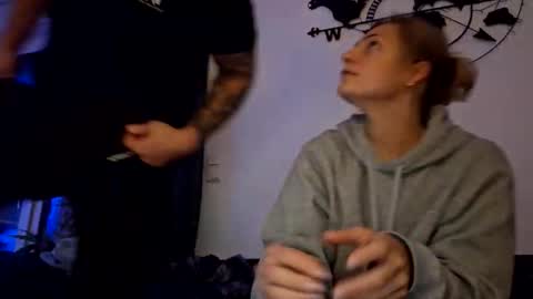 lucidreamclicks online show from November 2, 2025, 6:21 pm