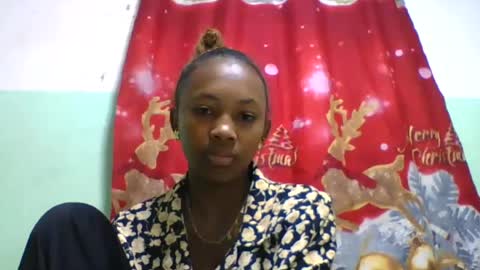 Snapshot of lucie196645 chatting on June 19, 2026, 7:01 am lucie196645 online show from June 19, 2026, 7:01 am