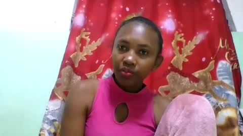 Snapshot of lucie196645 chatting on July 17, 2026, 6:53 am lucie196645 online show from July 17, 2026, 6:53 am