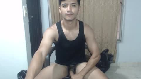 Snapshot of lucifferr_ chatting on December 19, 2025, 4:36 pm leonel online show from December 19, 2025, 4:36 pm