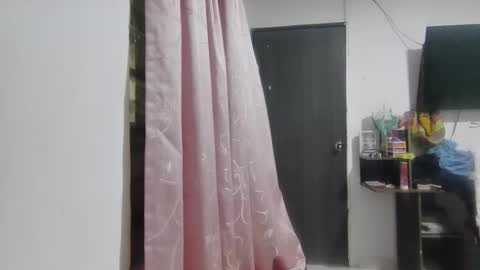Snapshot of lucifferr_ chatting on May 10, 2026, 7:41 pm leonel online show from May 10, 2026, 7:41 pm