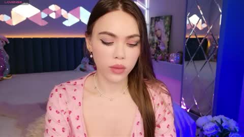 Snapshot of lucifiella chatting on May 18, 2026, 6:36 pm MimiFors online show from May 18, 2026, 6:36 pm
