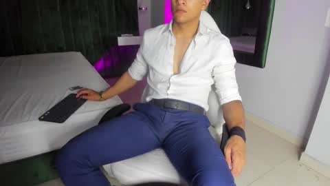 Leo online show from October 17, 2025, 11:57 am