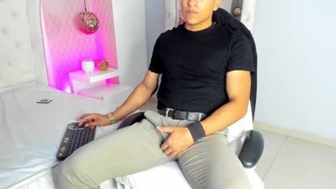 Leo online show from January 19, 2026, 11:25 am