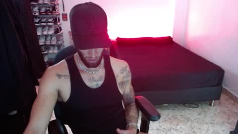 Snapshot of luciifer_hills chatting on December 20, 2024, 5:18 pm luciifer_hills online show from December 20, 2024, 5:18 pm