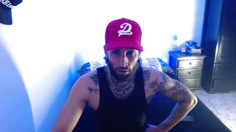 Snapshot of luciifer_hills chatting on November 19, 2025, 3:01 pm luciifer_hills online show from November 19, 2025, 3:01 pm