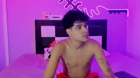 Snapshot of lucky_boys_x chatting on May 31, 2026, 12:12 pm Stven online show from May 31, 2026, 12:12 pm