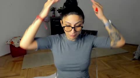 lucky_deniz online show from March 4, 2025, 8:16 pm