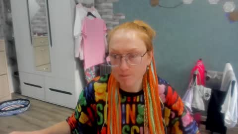 lucky_licky20 online show from October 1, 2025, 1:55 am