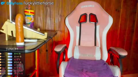 Luca  Lucky    online show from December 22, 2024, 4:06 am