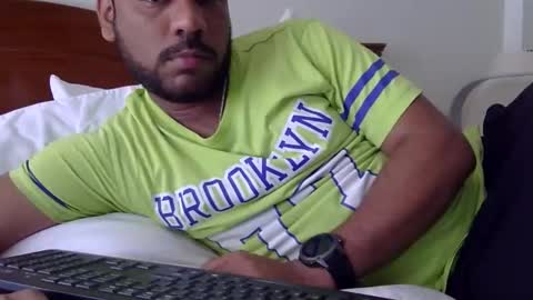 Snapshot of luckyfinalone chatting on October 20, 2025, 4:18 pm luckyfinalone online show from October 20, 2025, 4:18 pm