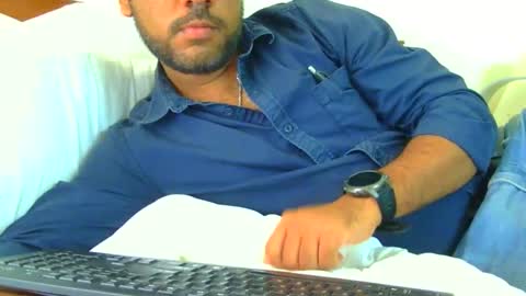 Snapshot of luckyfinalone chatting on October 24, 2025, 3:41 pm luckyfinalone online show from October 24, 2025, 3:41 pm