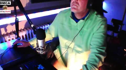 Snapshot of luckyfreak1 chatting on February 22, 2025, 9:26 pm call me Stefan online show from February 22, 2025, 9:26 pm