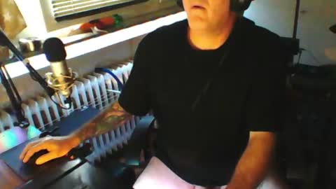 Snapshot of luckyfreak1 chatting on July 11, 2026, 7:05 pm call me Stefan online show from July 11, 2026, 7:05 pm