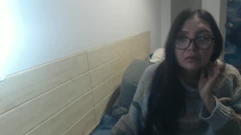 Snapshot of luckyisa chatting on February 18, 2026, 10:06 pm angelisa online show from February 18, 2026, 10:06 pm