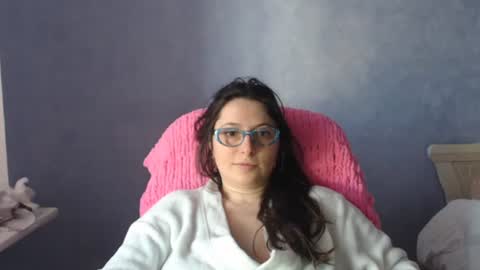 luckylinda23 online show from February 22, 2026, 11:31 am