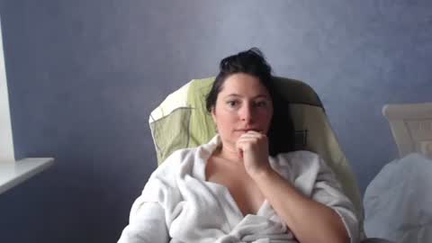 Snapshot of luckylinda23 chatting on July 5, 2026, 9:16 am luckylinda23 online show from July 5, 2026, 9:16 am