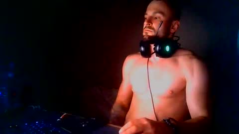 Kangooro LUCAS online show from June 4, 2026, 12:38 am