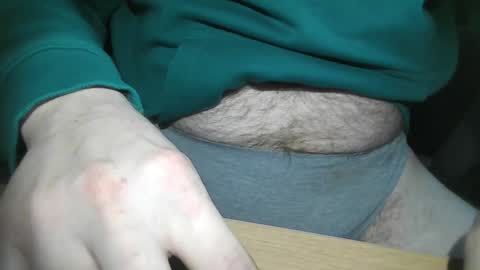 Snapshot of luckyluuk69 chatting on December 4, 2024, 7:50 am Luuk online show from December 4, 2024, 7:50 am