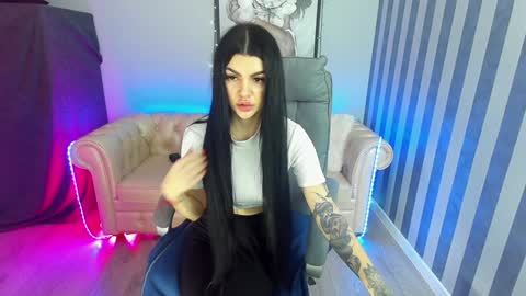 Snapshot of luckyrebel_ chatting on January 30, 2025, 6:24 am Monika online show from January 30, 2025, 6:24 am