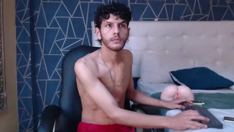 Snapshot of luckysamer chatting on February 24, 2026, 12:14 pm LuckySame online show from February 24, 2026, 12:14 pm