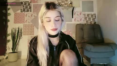 Snapshot of luckysapphire777 chatting on May 11, 2026, 11:16 am luckysapphire777 online show from May 11, 2026, 11:16 am