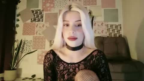 luckysapphire777 online show from July 31, 2026, 3:11 pm