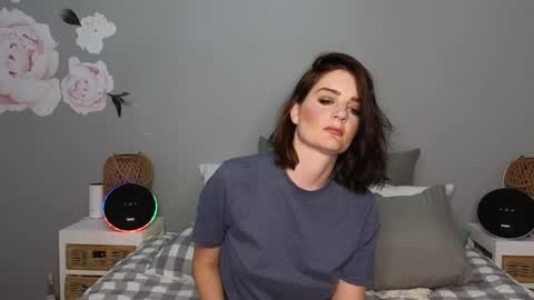 Lucy online show from April 4, 2026, 9:12 pm