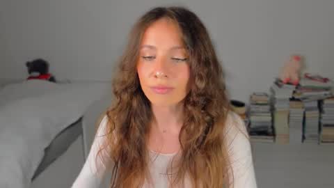 Snapshot of lucy__ray chatting on October 24, 2025, 8:05 pm lucy__ray online show from October 24, 2025, 8:05 pm