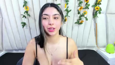 lucy_anal_ online show from September 8, 2025, 6:18 pm